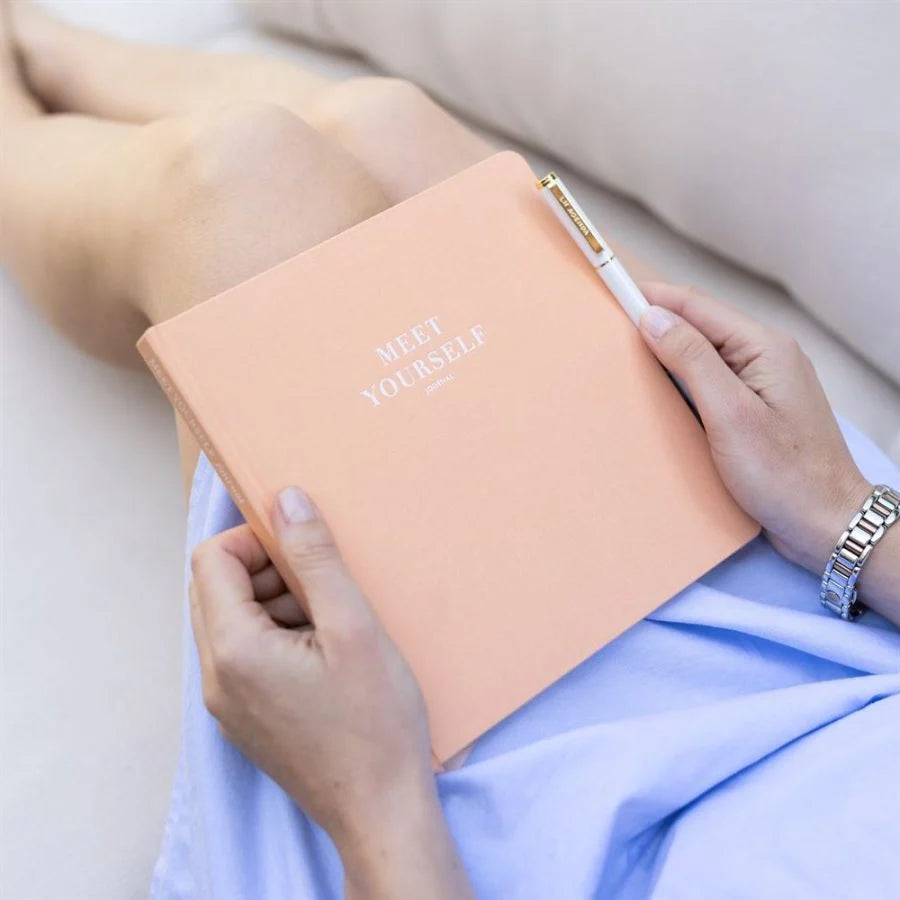 Meet Yourself - Journaling for Self-Awareness Apricot