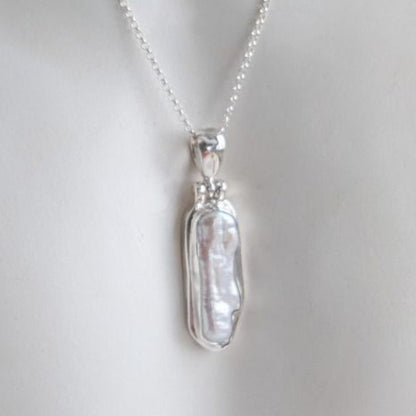 Mimi Biwa Freshwater Pearl Pendant Necklace