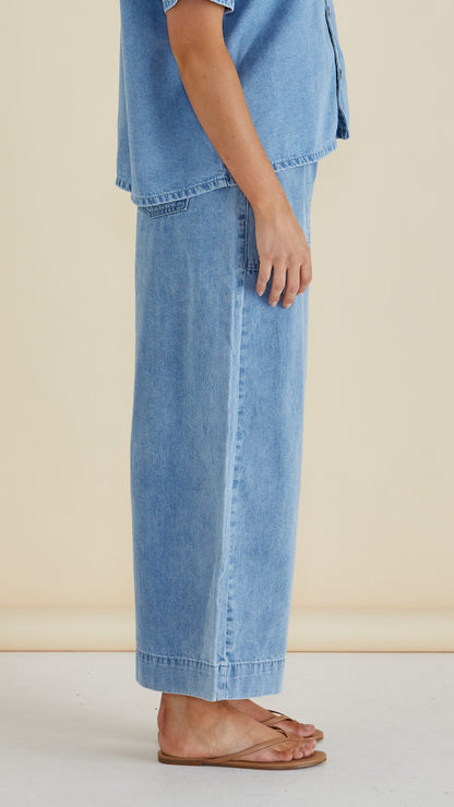 Saffra Relaxed Leg Jean by Betty Basics