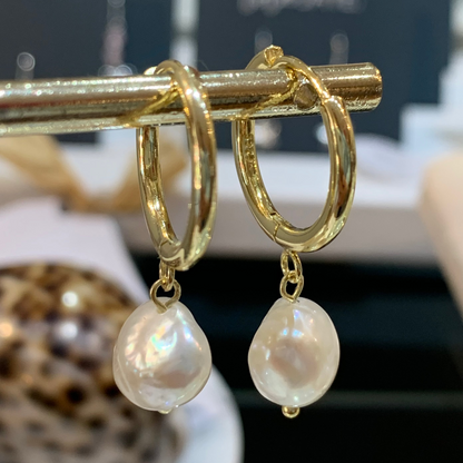 Margot Pearl Hoop Earrings