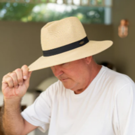Roy Panama Cream Hat Unisex