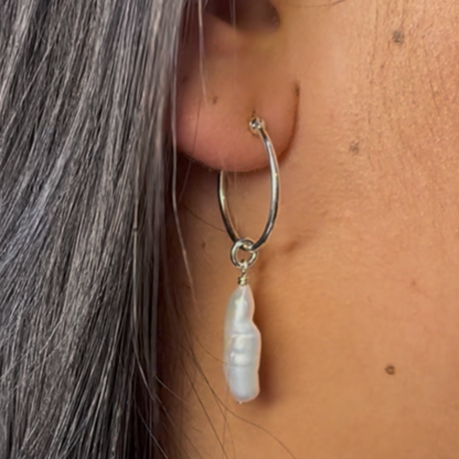 Elle Baroque Pearl Drop Earrings