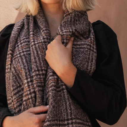 Soft Scarf Cardiff by Louenhide (Chocolate)